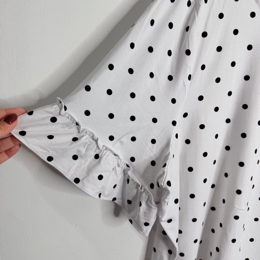 NWOT Talbots White Polka Dot Ruffle Sleeves Top Plus Size 3X Minimalist Stretch - Picture 5 of 5